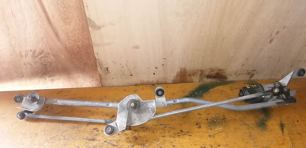 трапеция дворников Nissan Note 3