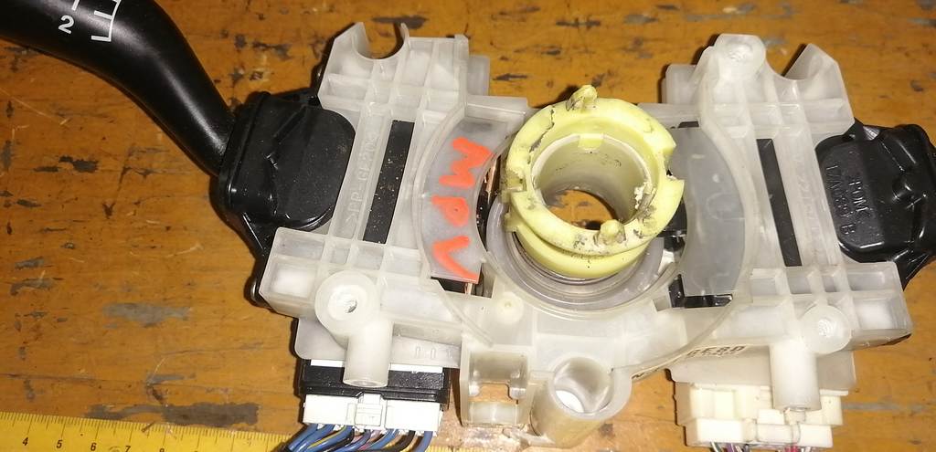 MPV LW5W ГИТАРА Mazda MPV 1