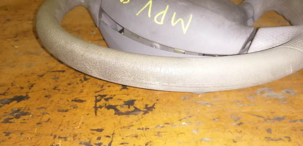 Салон Mazda MPV 2