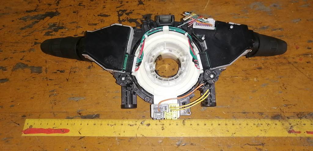 NOTE E11 ГИТАРА+ШЛЕЙФ ЛЕНТА Nissan Note 1