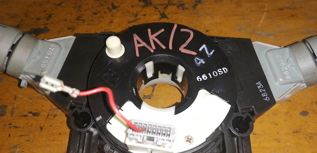 MARCH AK12 ГИТАРА+ШЛЕЙФ ЛЕНТА Nissan March 1