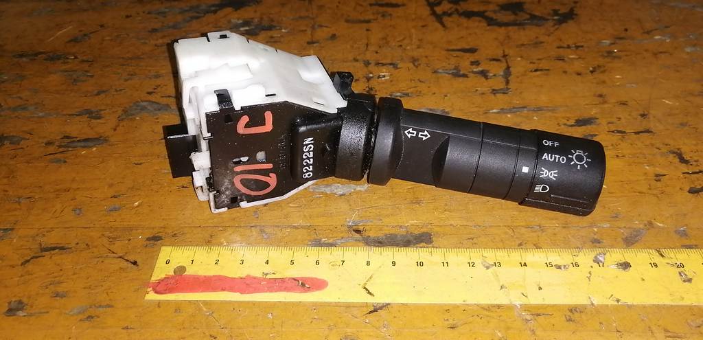 переключатель поворотников и света Nissan Dualis 0