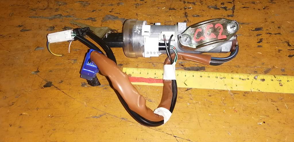 замок зажигания Subaru Impreza 0