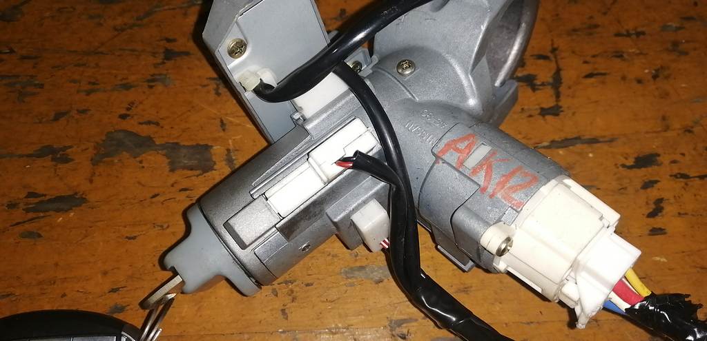 MARCH AK12 ЗАМОК ЗАЖИГАНИЯ Nissan March 1