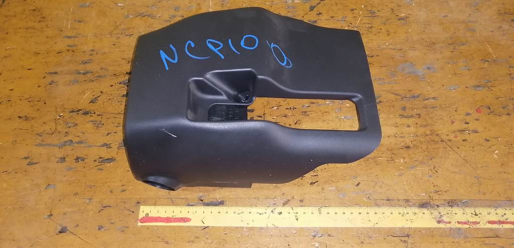 кожух рулевой колонки Toyota Ractis 0