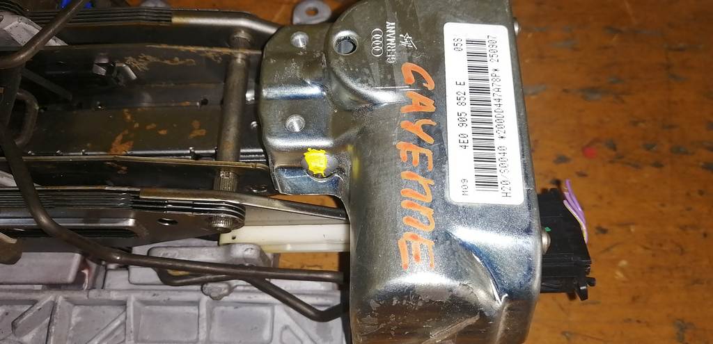 CAYENNE 957 РУЛЕВАЯ КОЛОНКА Porsche Cayenne 1