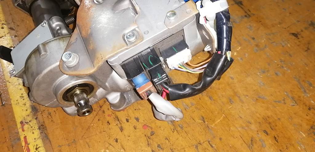 NOTE E11 РУЛЕВАЯ КОЛОНКА Nissan Note 4