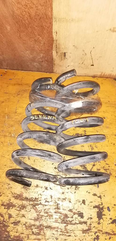 пружина Nissan Serena 0