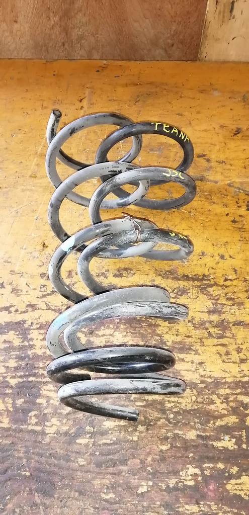 пружина Nissan Teana 0