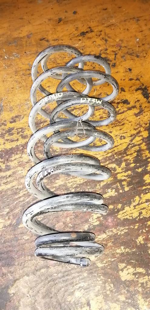 пружина Mazda Demio 0