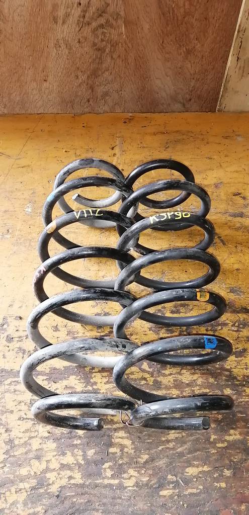 пружина Toyota Vitz 0