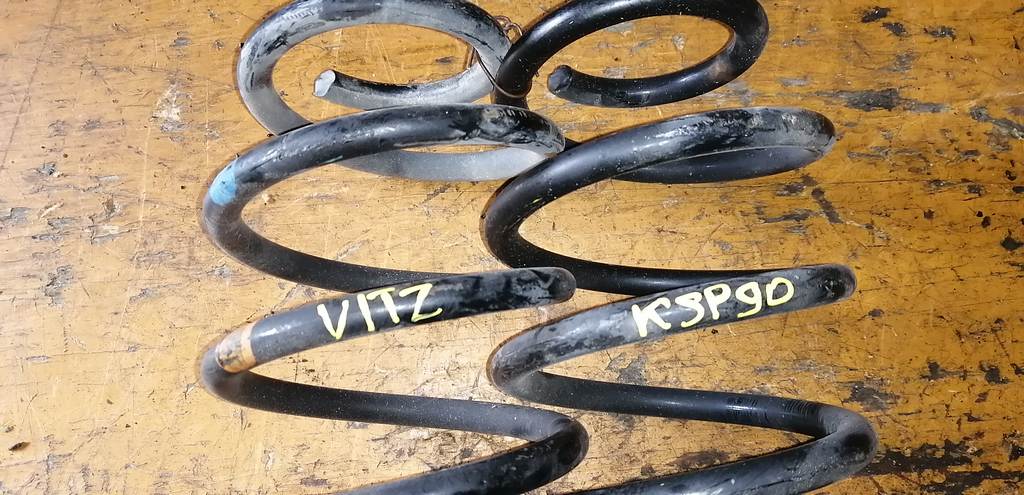 VITZ KSP90 ПРУЖИНА (ПАРА) Toyota Vitz 1