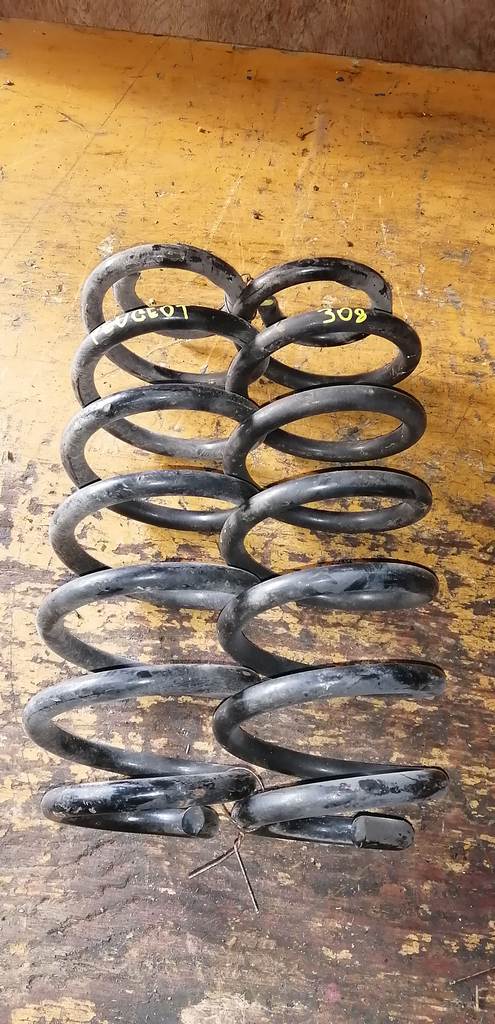 пружина Peugeot 308 0