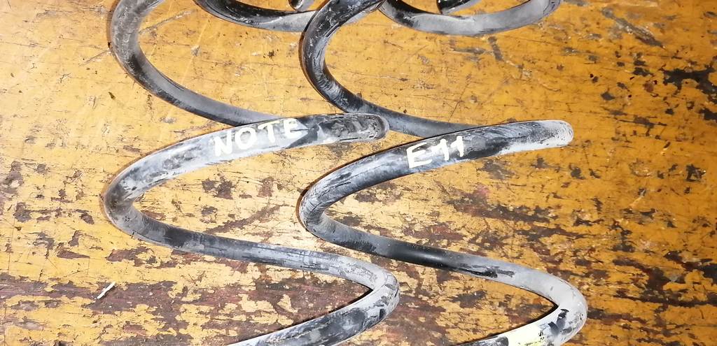 NOTE E11 ПРУЖИНА (ПАРА) Nissan Note 1