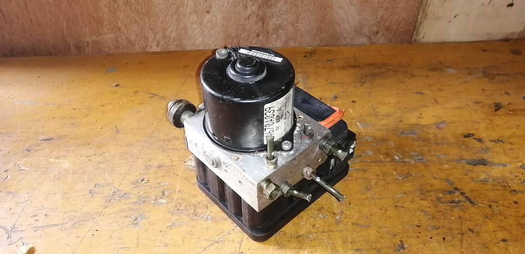 блок abs Mitsubishi Outlander 3