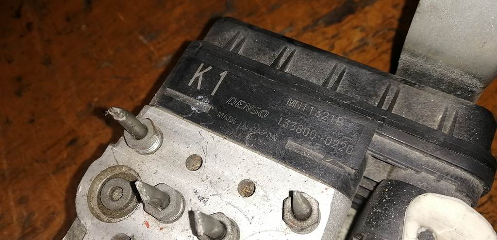 PAJERO MINI H58A БЛОК ABS MN113218 Mitsubishi Pajero Mini 1