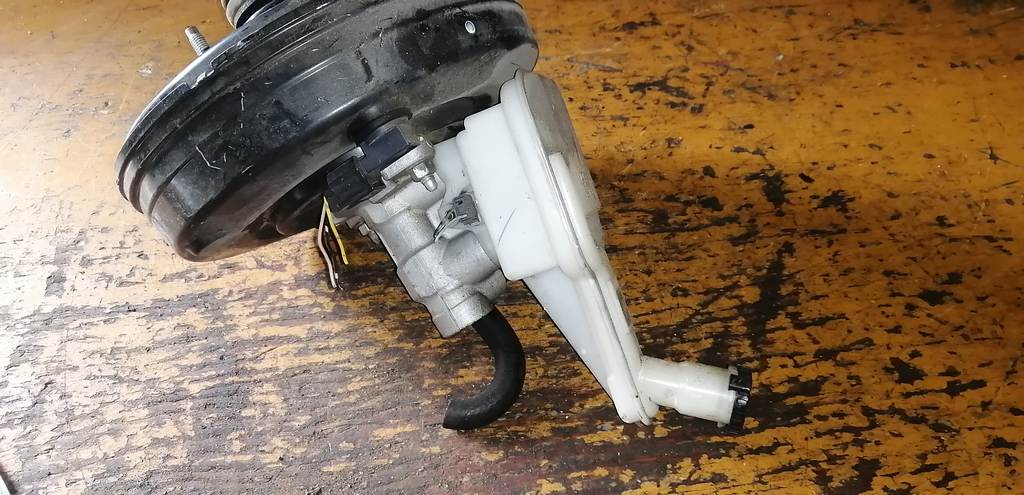 MARCH K13 ГЛАВНЫЙ ТОРМОЗНОЙ+ВАКУУМНИК Nissan March 1