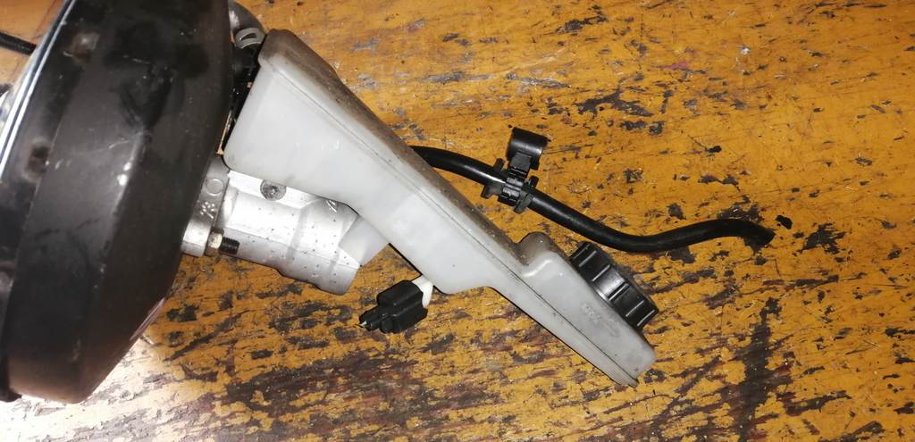 DEMIO DY5W ГЛАВНЫЙ ТОРМОЗНОЙ+ВАКУУМНИК Mazda Demio 1