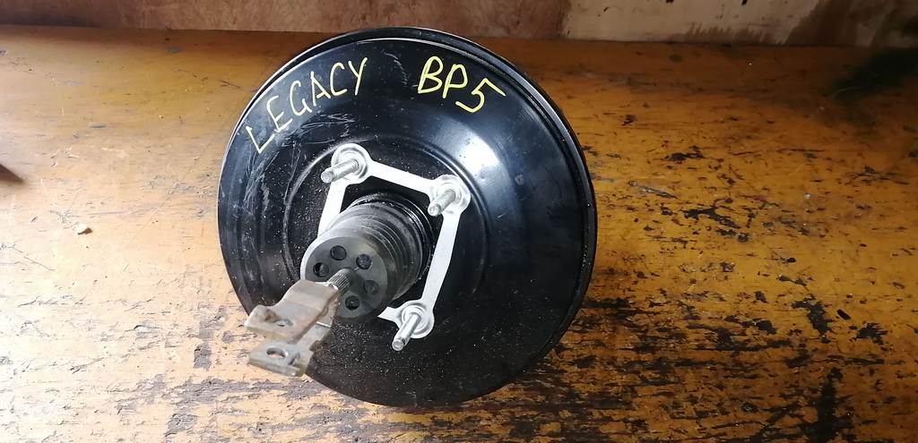 главный тормозной цилиндр Subaru Legacy 0