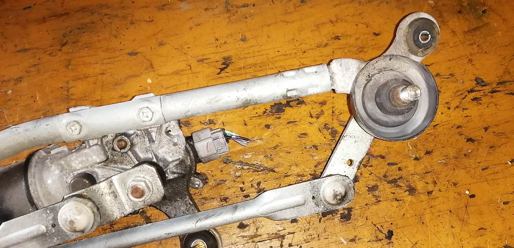 трапеция дворников Nissan March 3