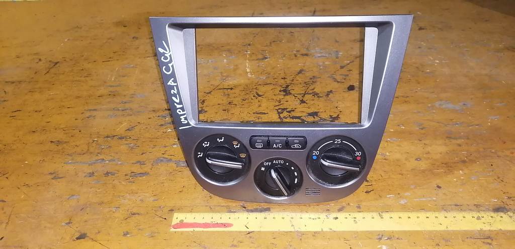 климат-контроль Subaru Impreza 0