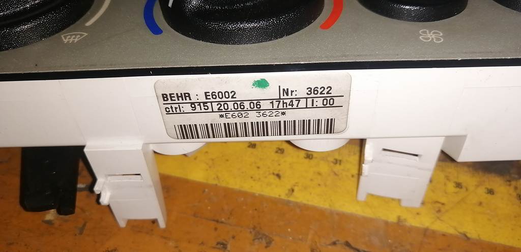 KANGOO KC КЛИМАТ-КОНТРОЛЬ Renault Kangoo 1