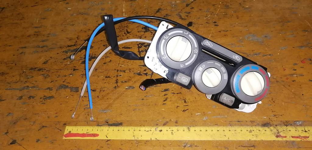 климат-контроль Nissan March 0