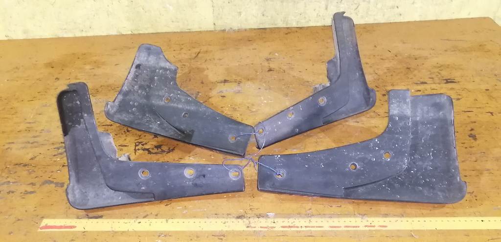 X-TRAIL NT31 БРЫЗГОВИК (КОМПЛЕКТ) Nissan X-Trail 1