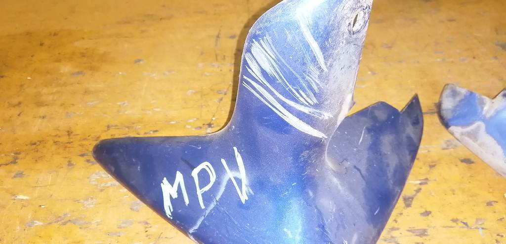 MPV LW5W БРЫЗГОВИК (КОМПЛЕКТ), ДЕФЕКТ Mazda MPV 1