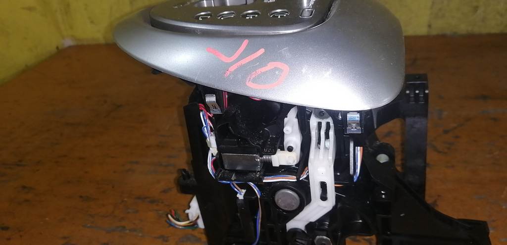 DUALIS J10 СЕЛЕКТОР АКПП Nissan Dualis 1