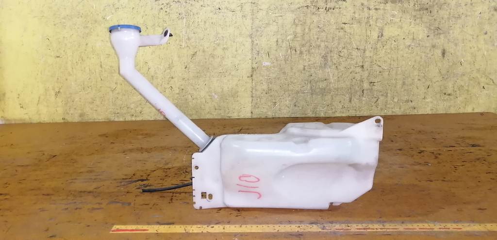 бачок омывателя Nissan Dualis 0