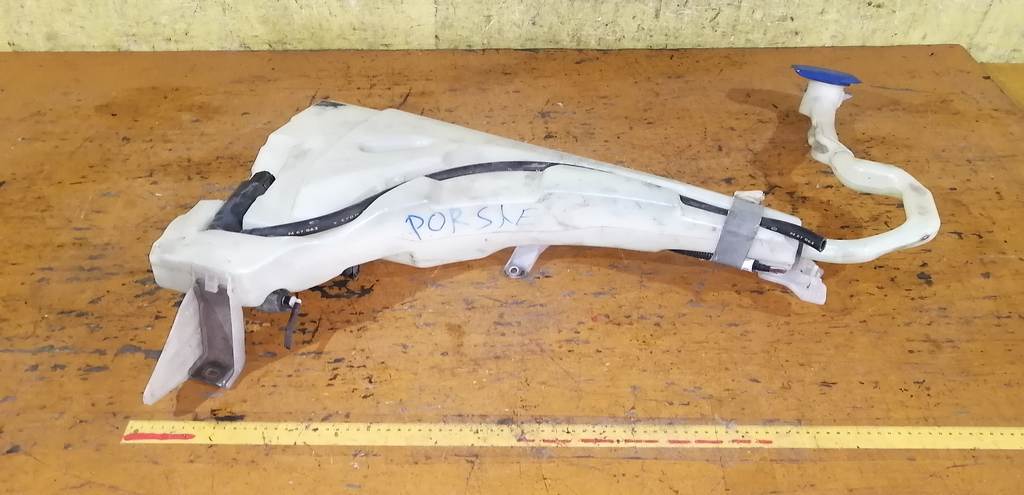 бачок омывателя Porsche Cayenne 0