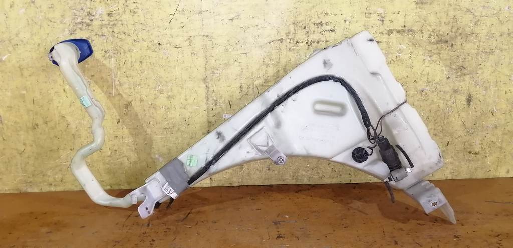 бачок омывателя Porsche Cayenne 3