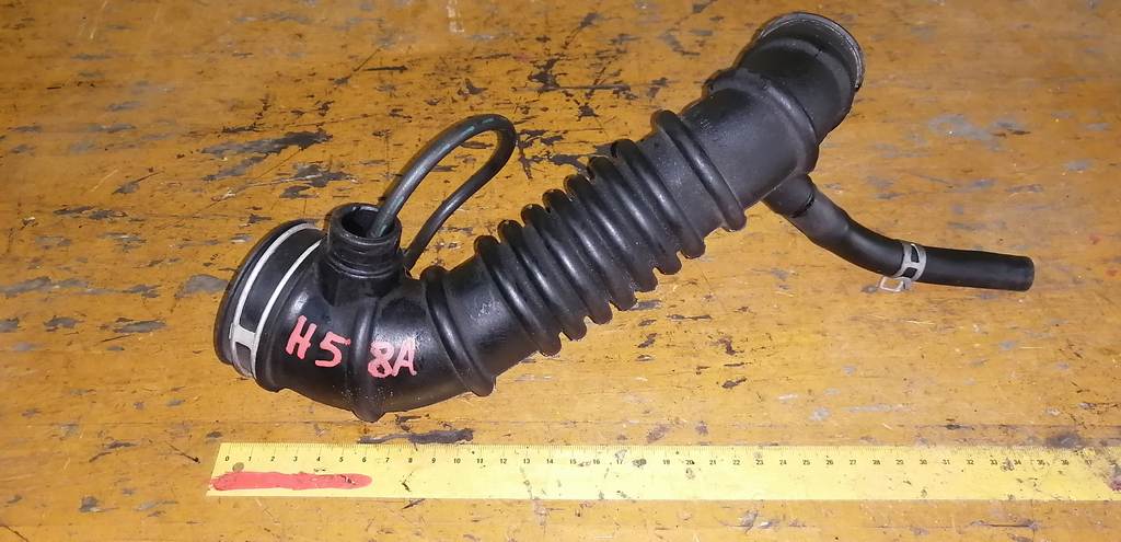 гофра воздушного фильтра Mitsubishi Pajero Mini 0