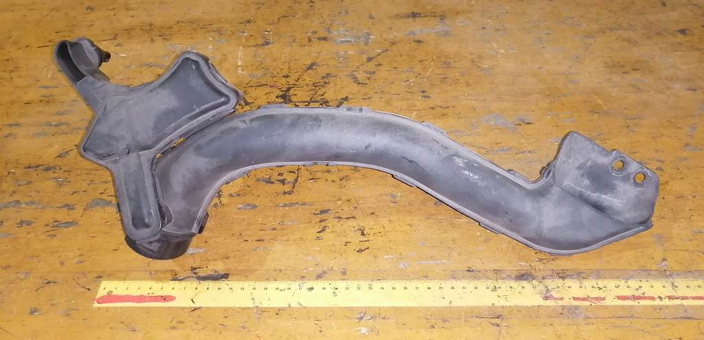 NOTE E11 ВОЗДУХОЗАБОРНИК Nissan Note 1