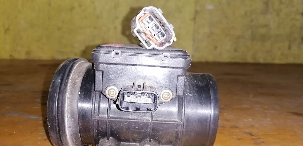 датчик расхода воздуха Mazda Demio 3