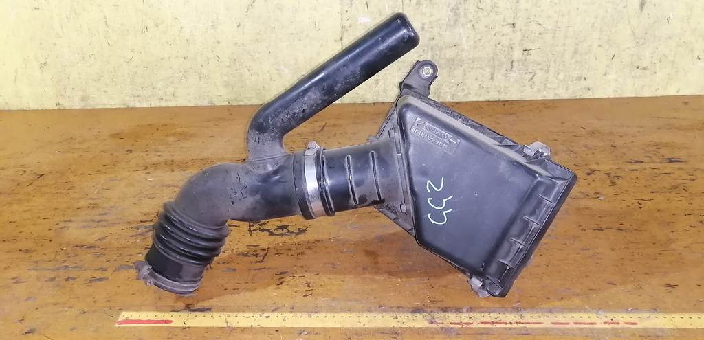 корпус воздушного фильтра Subaru Impreza 0