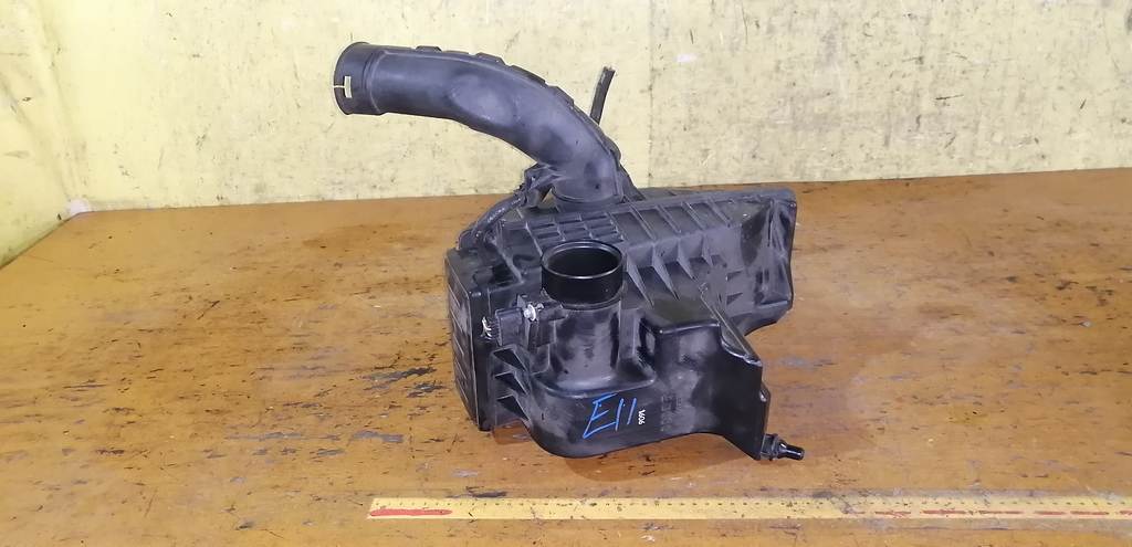 корпус воздушного фильтра Nissan Note 0