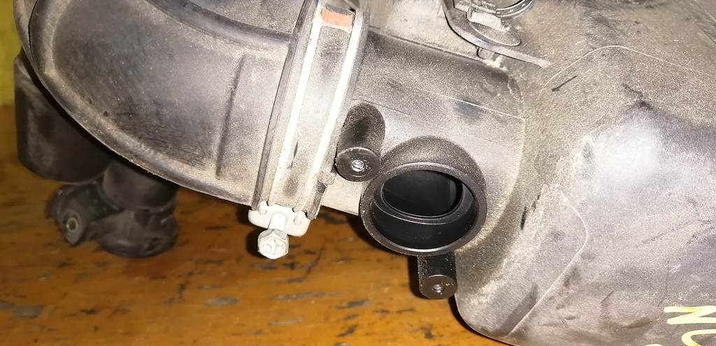 SIENTA NCP81G КОРПУС ВОЗДУШНОГО ФИЛЬТРА Toyota Sienta 1