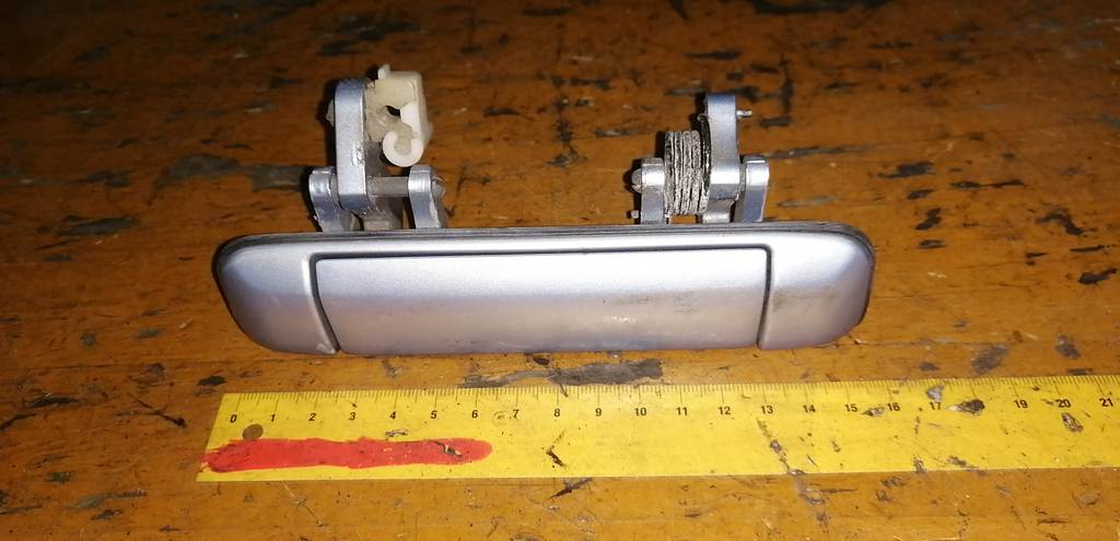 ручка двери внешняя Mazda Demio 0