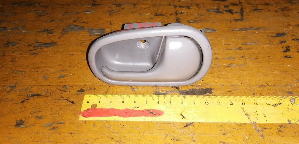 ручка двери внутренняя Mazda Demio 0