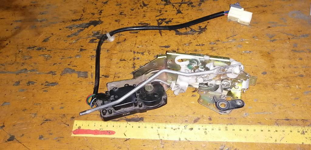 Кузов Mazda Demio 2