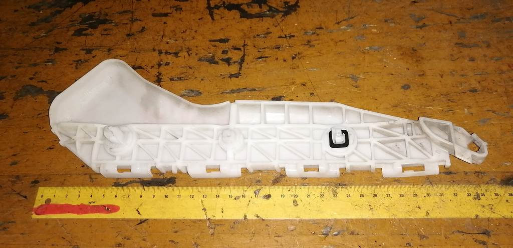 Кузов Toyota Ractis 2