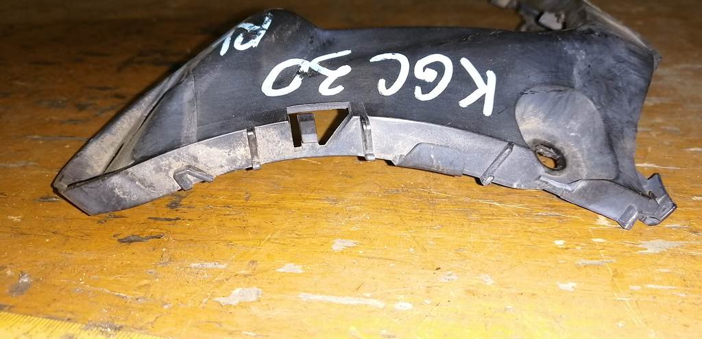 крепеж бампера Toyota Passo 3