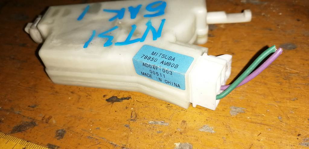 X-TRAIL NT31 ЗАМОК ЛЮЧКА БЕНЗОБАКА 1 Nissan X-Trail 1