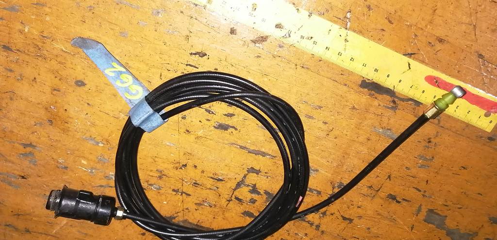 IMPREZA GG2 ТРОС ЛЮЧКА БЕНЗОБАКА Subaru Impreza 1