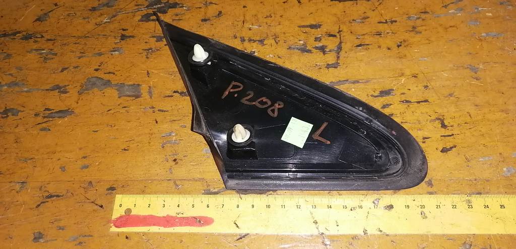 PEUGEOT 308 УГОЛОК КРЫЛА ЛЕВЫЙ Peugeot 308 1