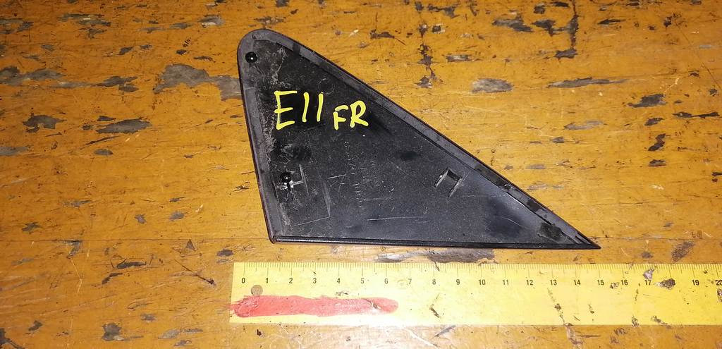 NOTE E11 УГОЛОК КРЫЛА ПЕРЕДНИЙ ПРАВЫЙ Nissan Note 1