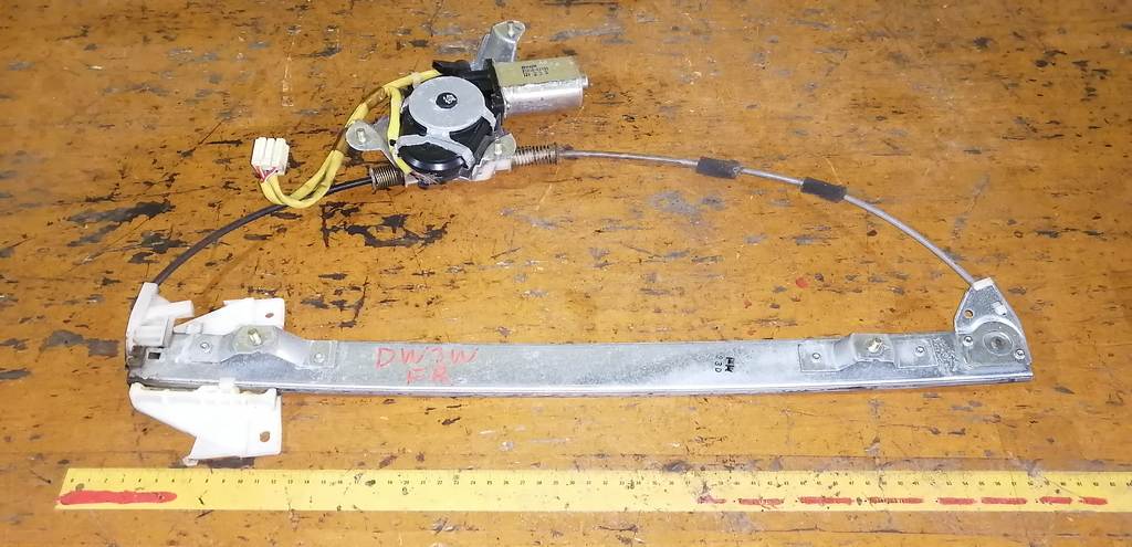 стеклоподъёмник Mazda Demio 3