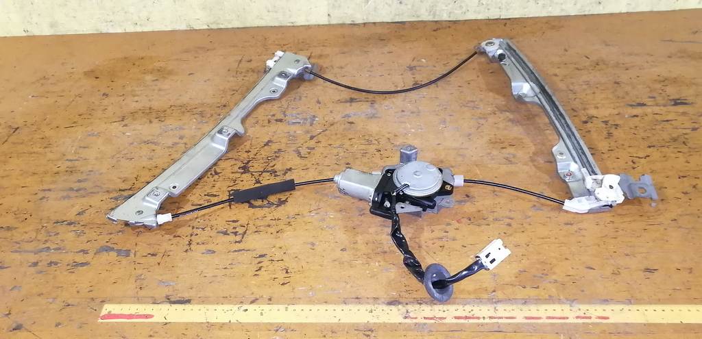 TEANA J31 СТЕКЛОПОДЪЕМНИК ПЕРЕДНИЙ ПРАВЫЙ Nissan Teana 4